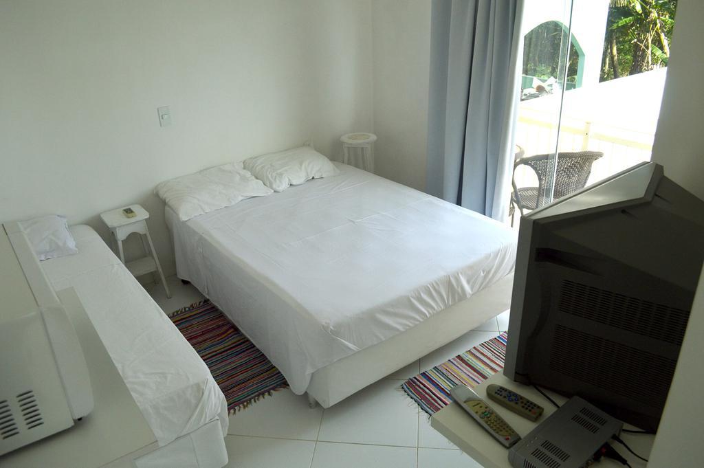 Hospedaria Canto Do Morro Бомбиняс Екстериор снимка